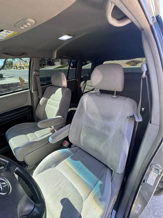 2001 Toyota Highlander - Image 11 of 19