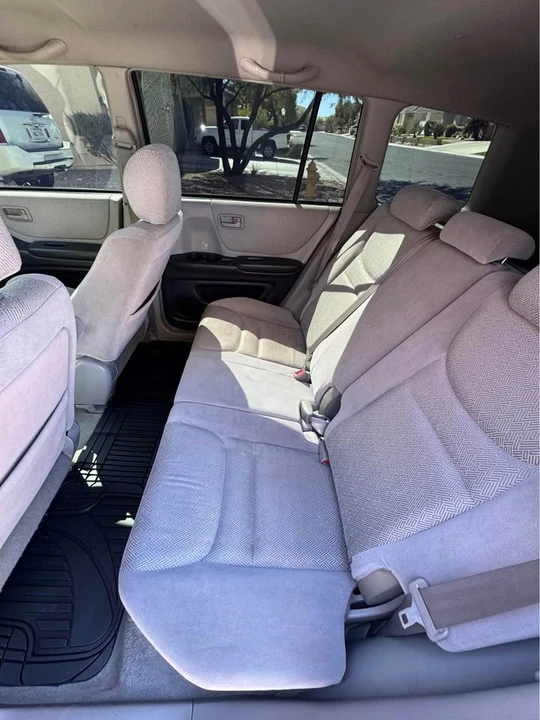 2001 Toyota Highlander - Image 12 of 19