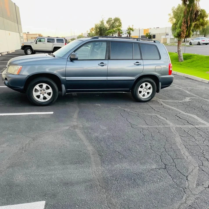2001 Toyota Highlander - Image 8 of 10
