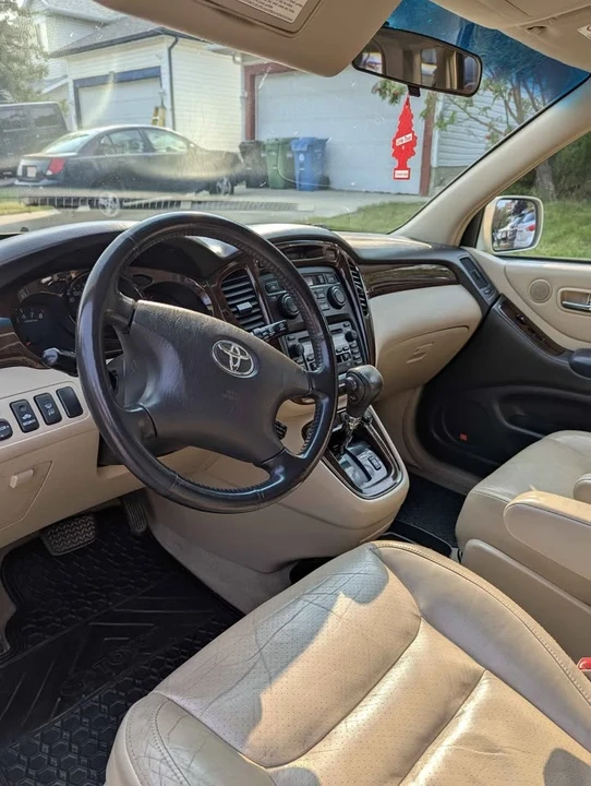 2001 Toyota Highlander - Image 2 of 5