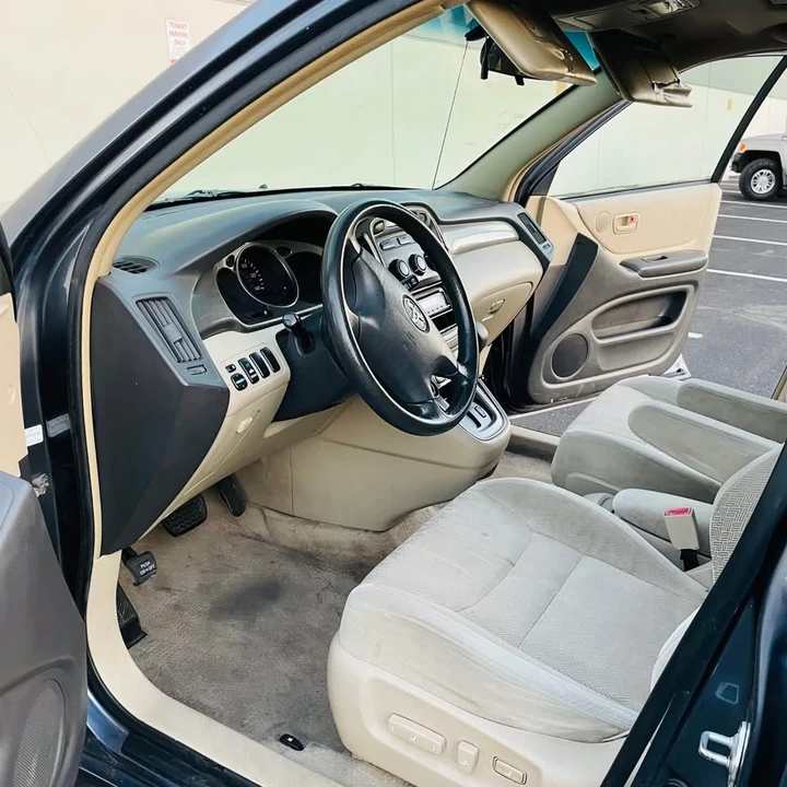 2001 Toyota Highlander - Image 6 of 10