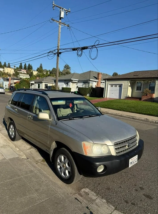 2001 Toyota Highlander - Image 11 of 12