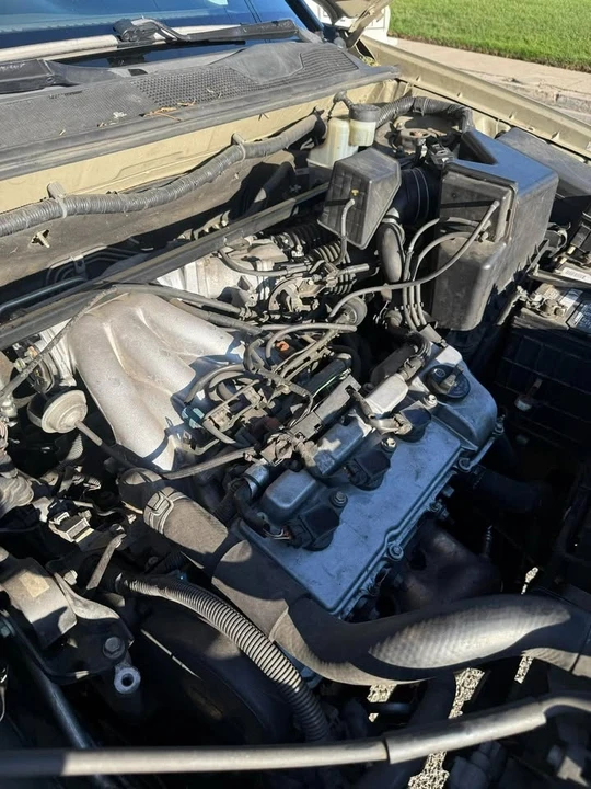 2001 Toyota Highlander - Image 2 of 12