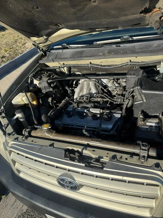 2001 Toyota Highlander - Image 4 of 12