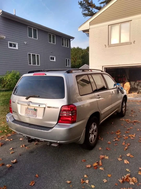 2001 Toyota Highlander - Image 2 of 8