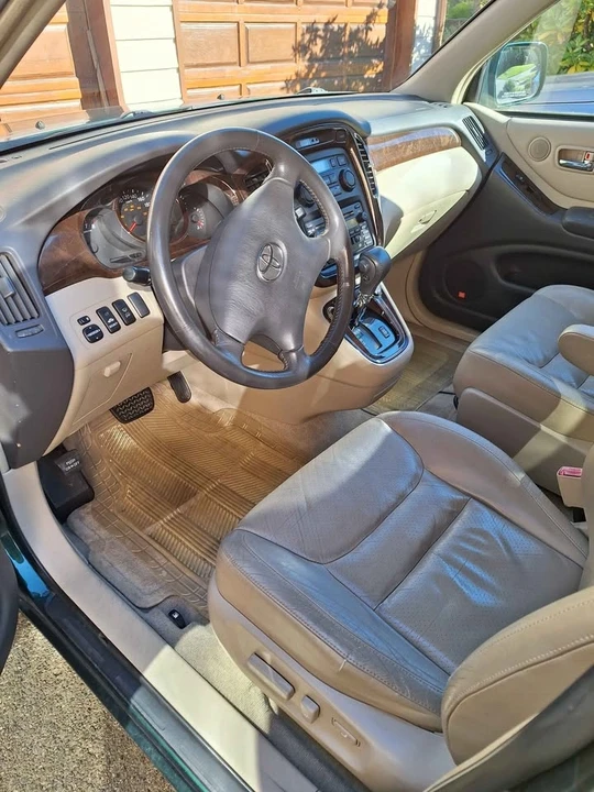 2001 Toyota Highlander - Image 3 of 7