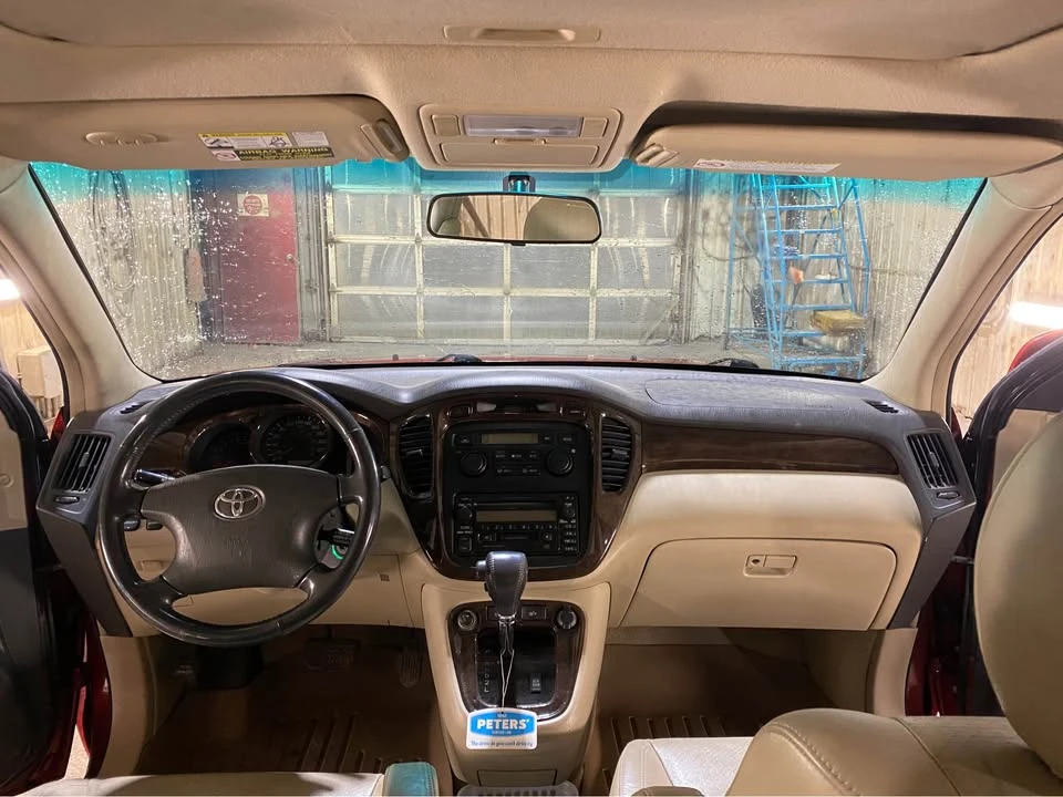 2001 Toyota Highlander - Image 9 of 14