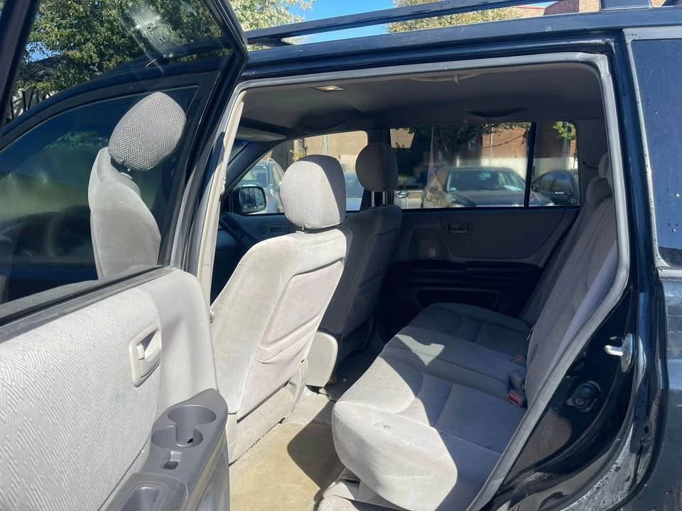 2001 Toyota Highlander - Image 14 of 15