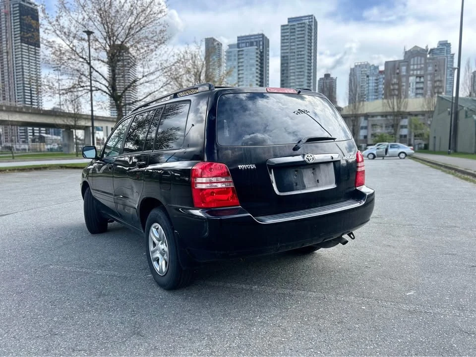 2001 Toyota Highlander - Image 8 of 13