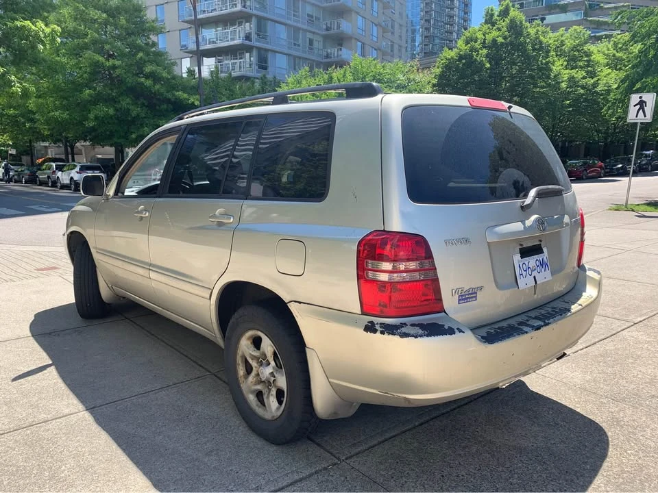 2001 Toyota Highlander - Image 3 of 20