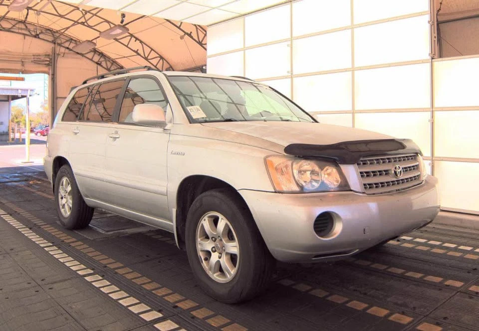 2001 Toyota Highlander - Image 3 of 7