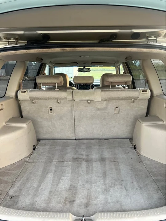 2001 Toyota Highlander - Image 8 of 17