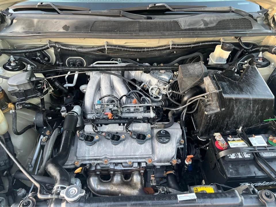 2001 Toyota Highlander - Image 10 of 17
