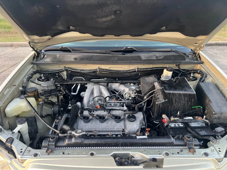 2001 Toyota Highlander - Image 11 of 17