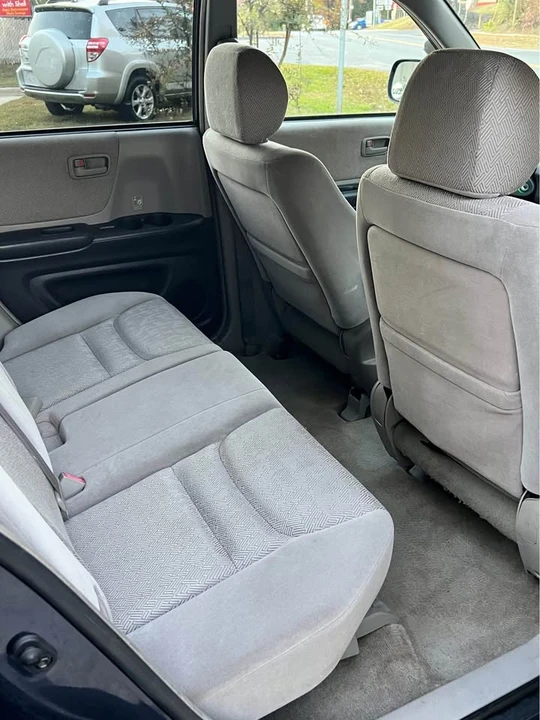 2001 Toyota Highlander - Image 6 of 9