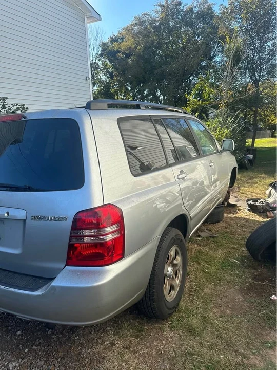 2001 Toyota Highlander - Image 5 of 11