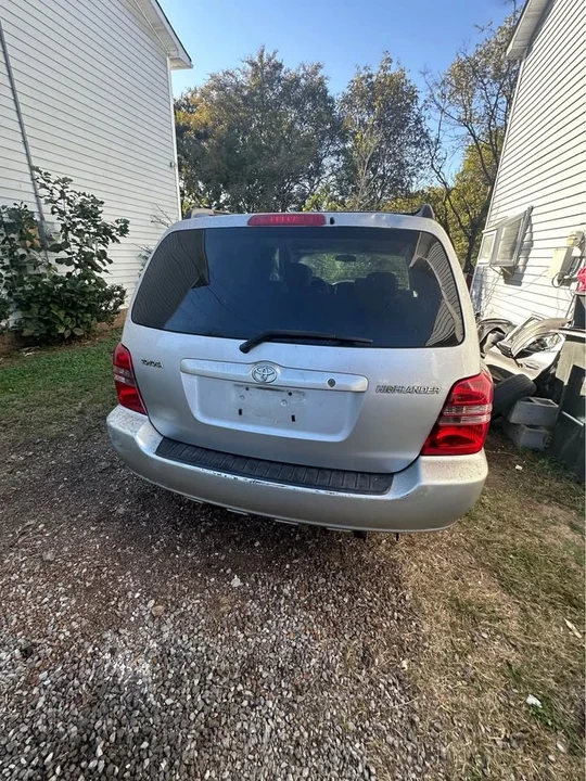 2001 Toyota Highlander - Image 6 of 11