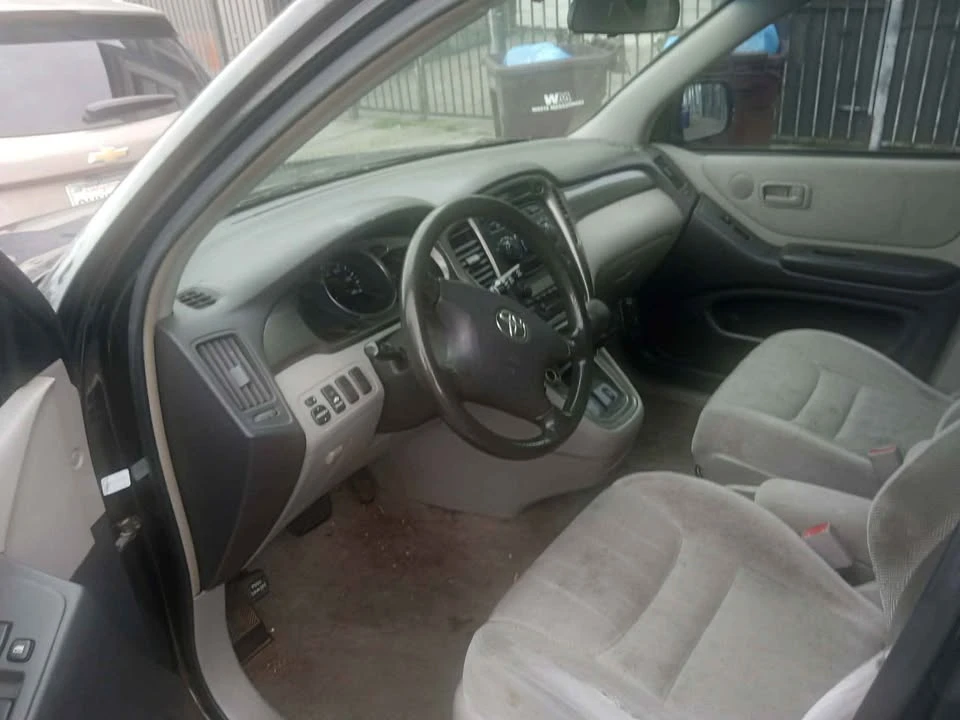 2001 Toyota Highlander - Image 3 of 8