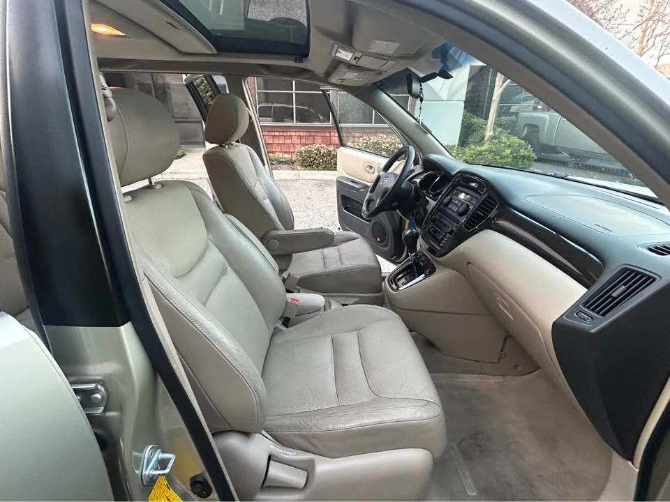 2001 Toyota Highlander - Image 16 of 20