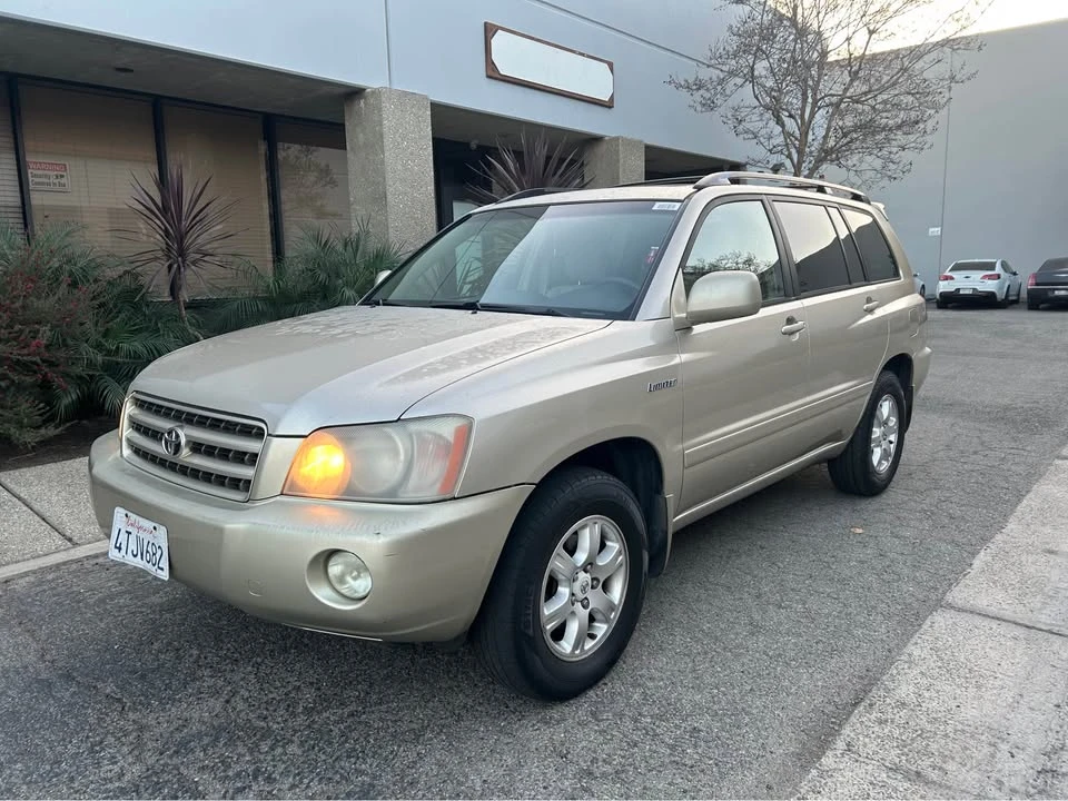 2001 Toyota Highlander - Image 3 of 20