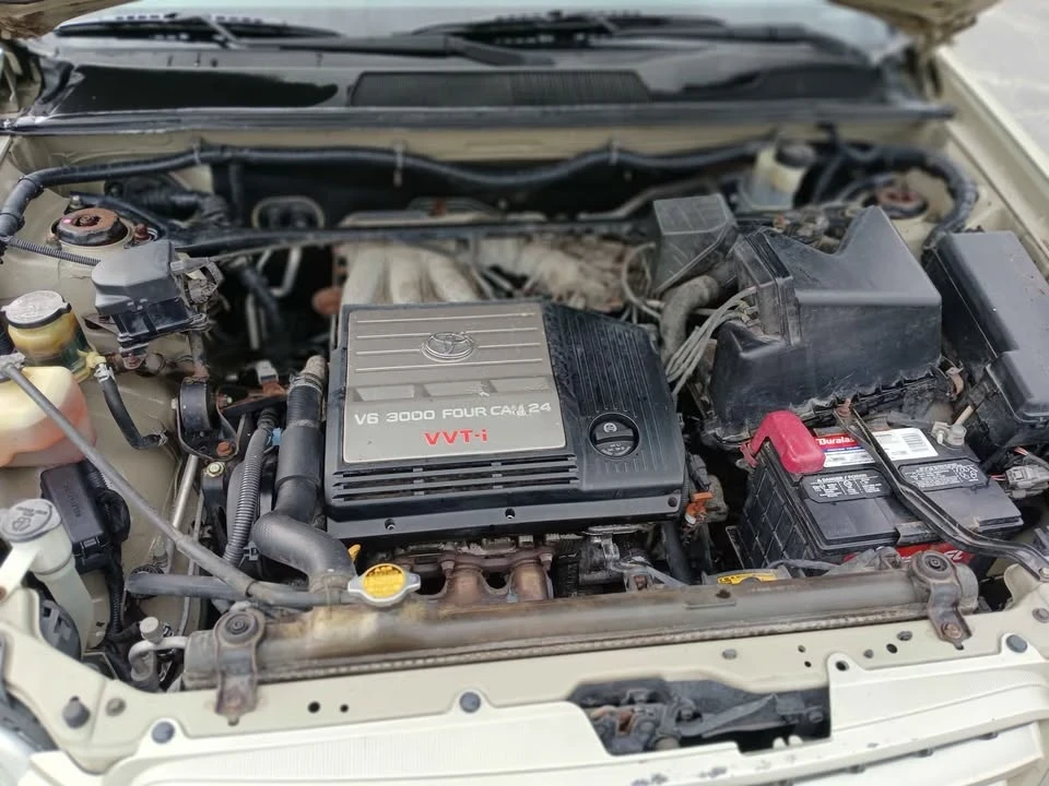 2001 Toyota Highlander - Image 16 of 20