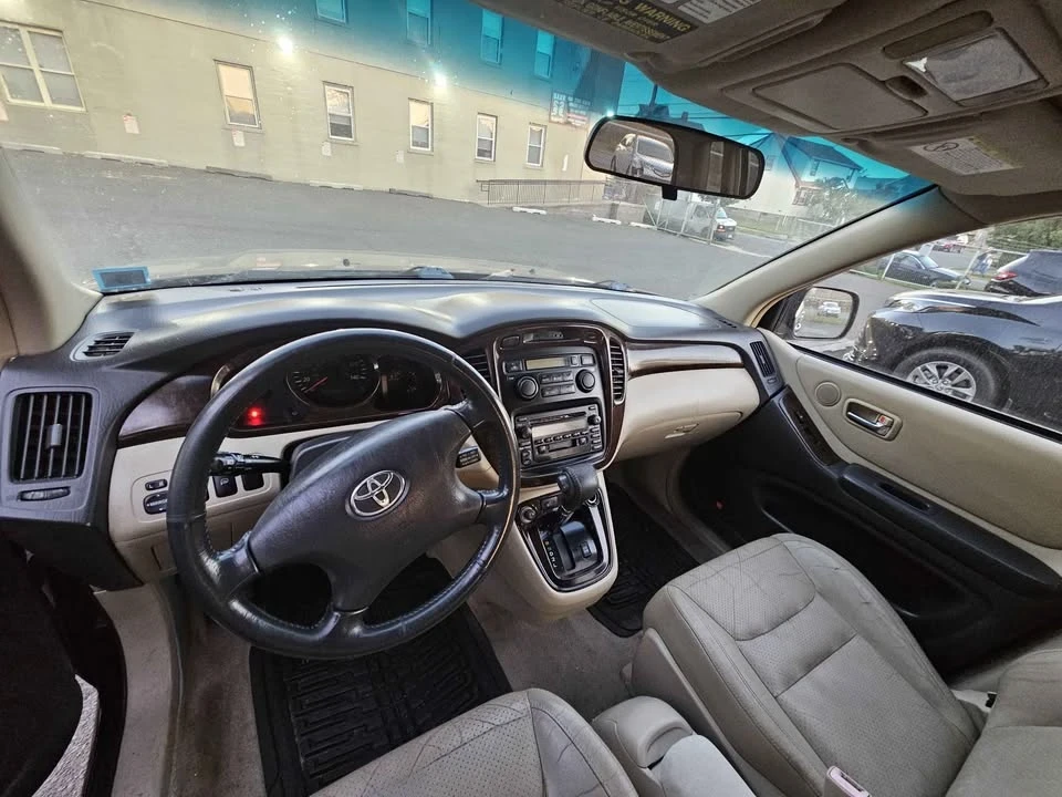 2001 Toyota Highlander - Image 5 of 12