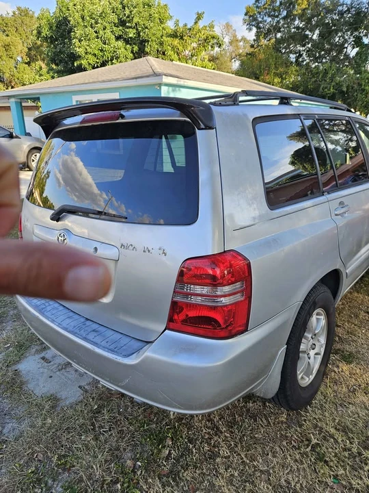 2001 Toyota Highlander - Image 14 of 16