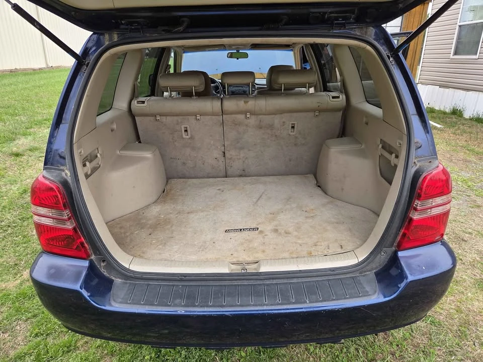 2001 Toyota Highlander - Image 17 of 19