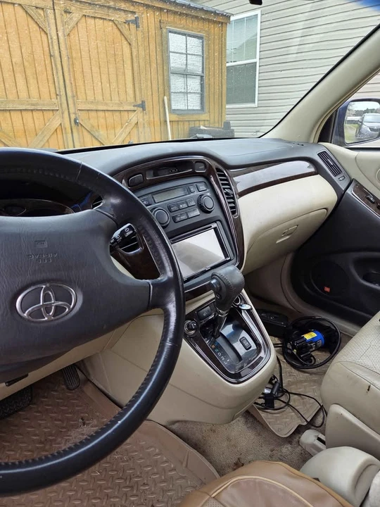 2001 Toyota Highlander - Image 4 of 19