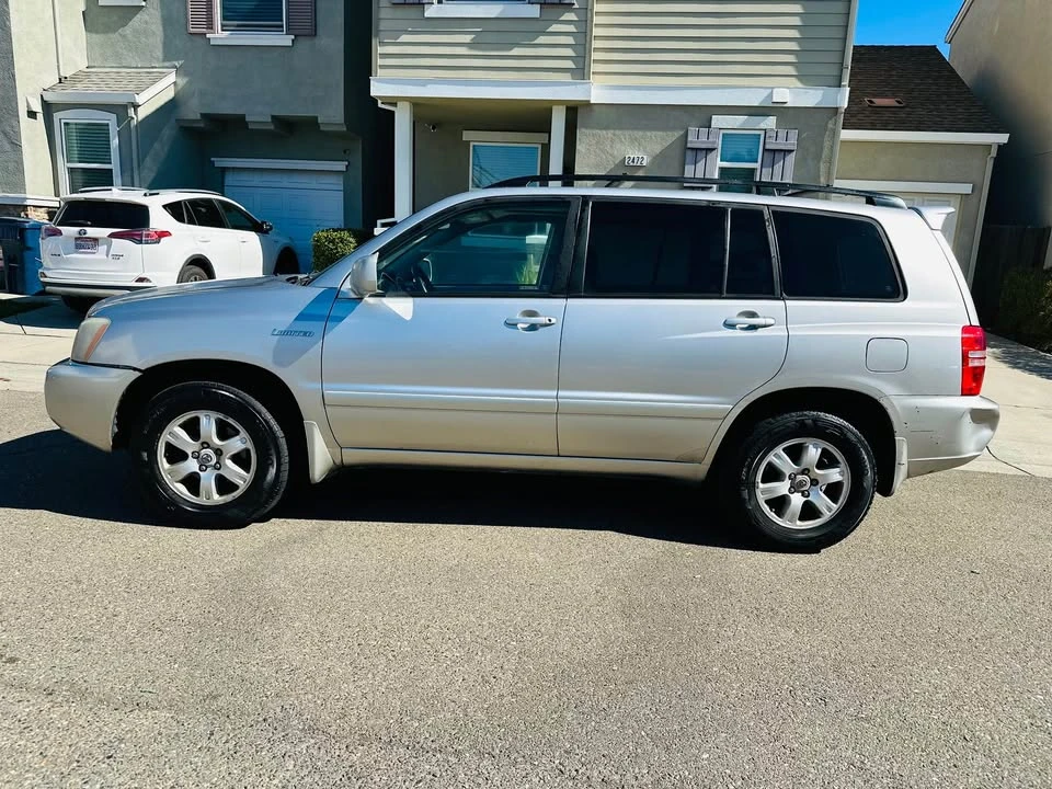 2001 Toyota Highlander - Image 4 of 12