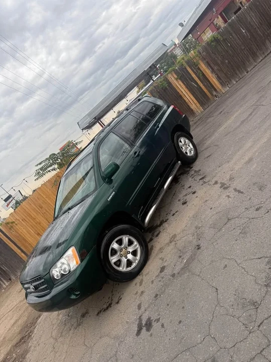 2001 Toyota Highlander - Image 3 of 16