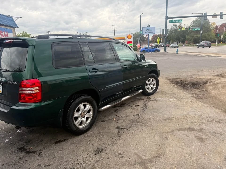 2001 Toyota Highlander - Image 10 of 16