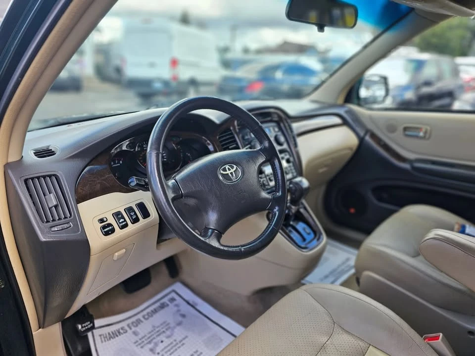 2001 Toyota Highlander - Image 13 of 21