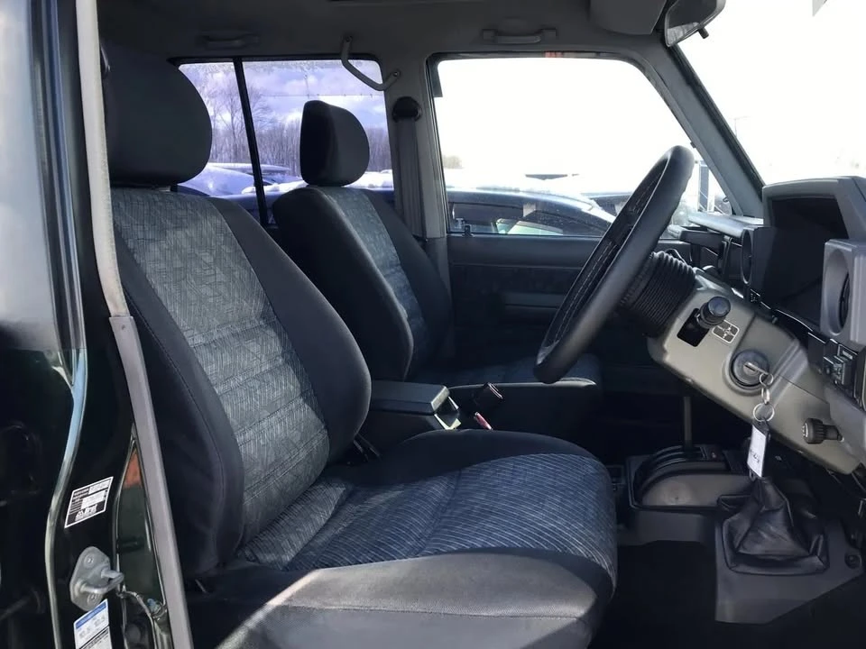 2001 Toyota J70 Land Cruiser - Image 7 of 20