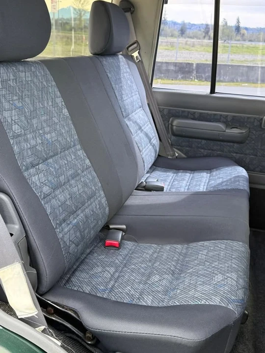 2001 Toyota J70 Land Cruiser - Image 11 of 20