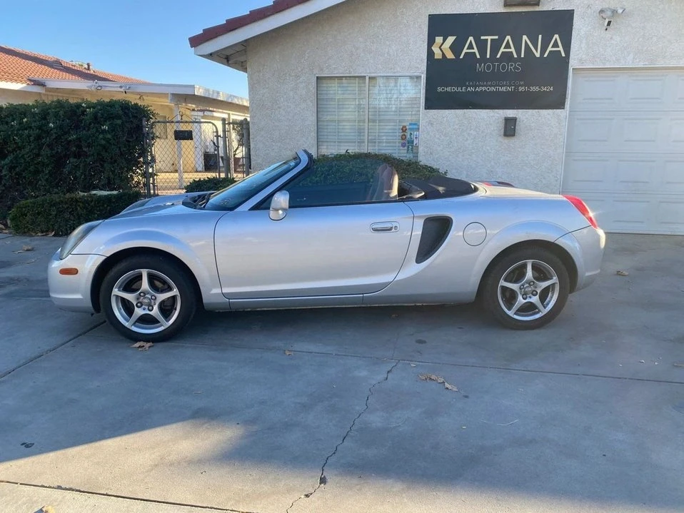2001 Toyota MR2 Spyder/MR-S - Image 2 of 20