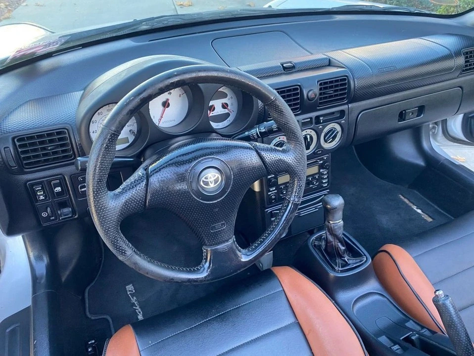 2001 Toyota MR2 Spyder/MR-S - Image 5 of 20
