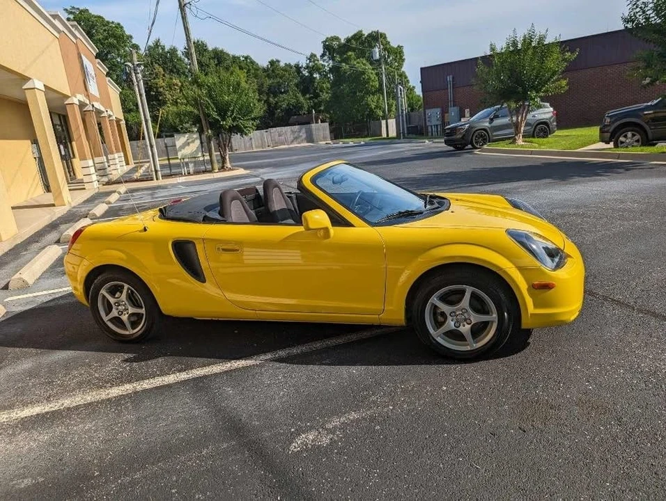 2001 Toyota MR2 Spyder/MR-S - Image 4 of 12