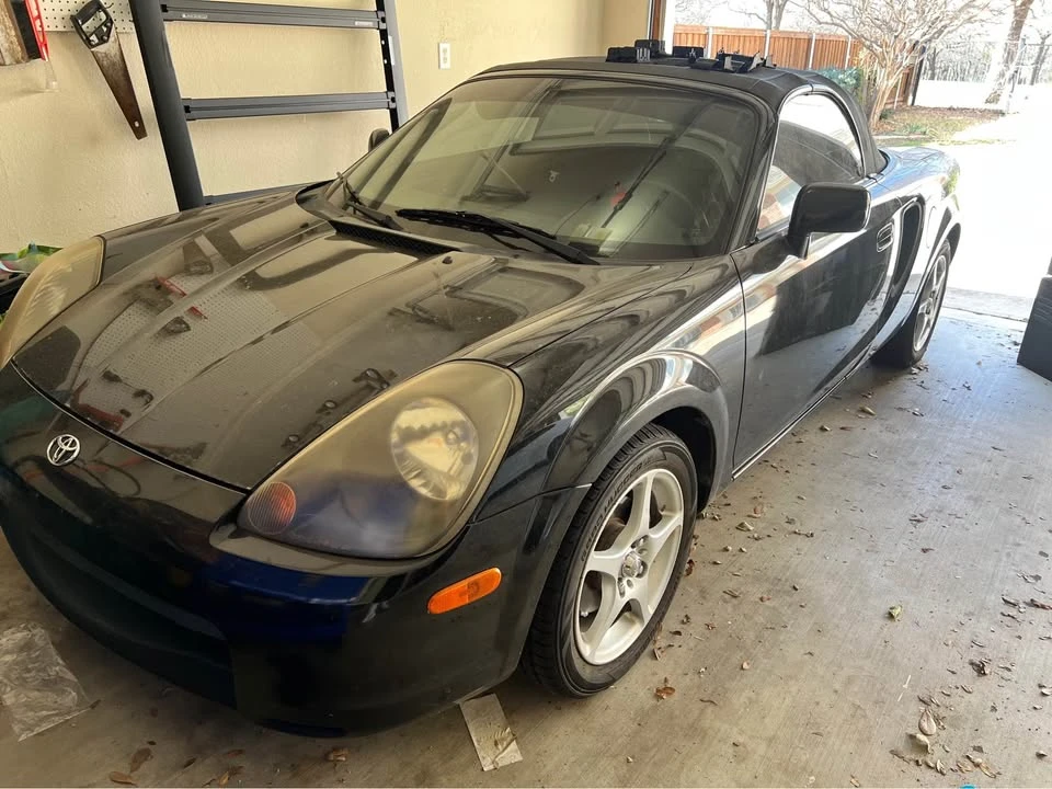2001 Toyota MR2 Spyder/MR-S - Image 2 of 6