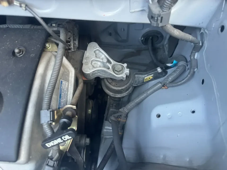 2001 Toyota MR2 Spyder/MR-S - Image 15 of 20