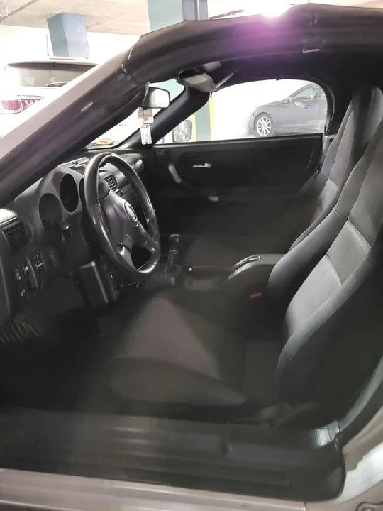2001 Toyota MR2 Spyder/MR-S - Image 6 of 9