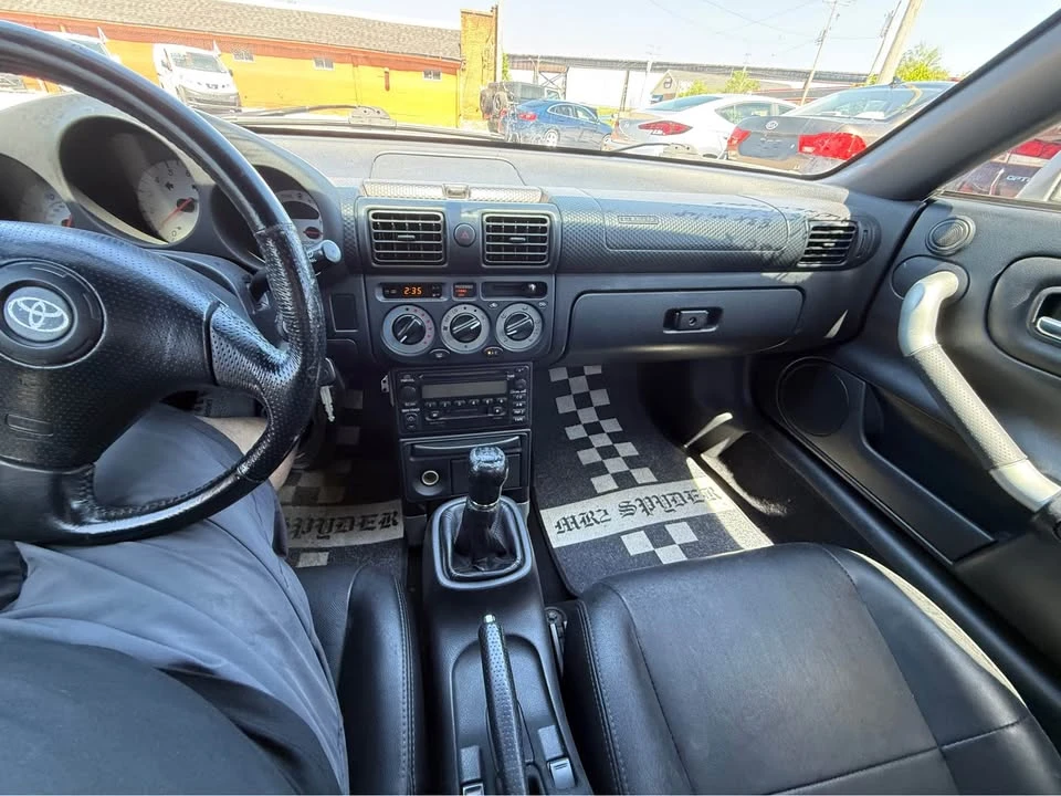 2001 Toyota MR2 Spyder/MR-S - Image 15 of 20