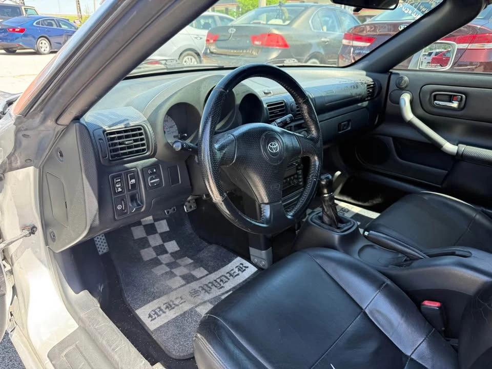 2001 Toyota MR2 Spyder/MR-S - Image 12 of 20