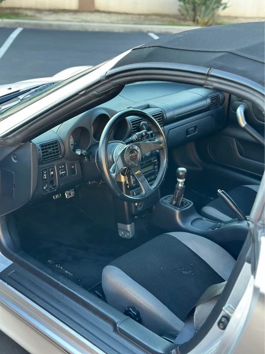 2001 Toyota MR2 Spyder/MR-S - Image 8 of 18