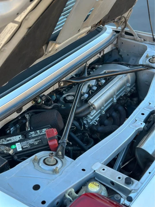 2001 Toyota MR2 Spyder/MR-S - Image 2 of 18