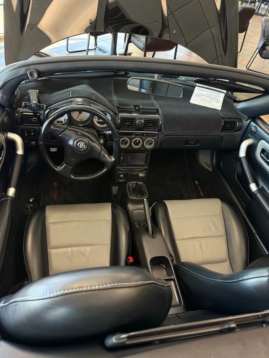 2001 Toyota MR2 Spyder/MR-S - Image 8 of 10