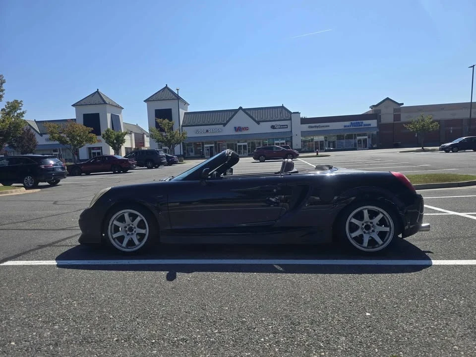 2001 Toyota MR2 Spyder/MR-S - Image 3 of 5