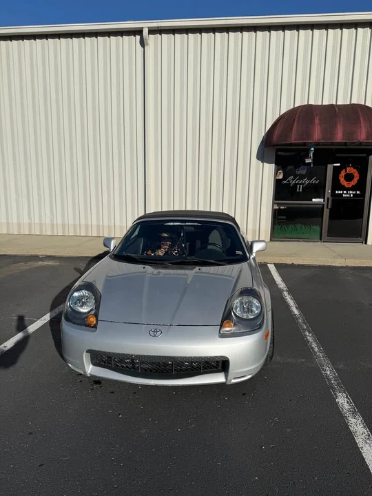 2001 Toyota MR2 Spyder/MR-S - Image 4 of 4