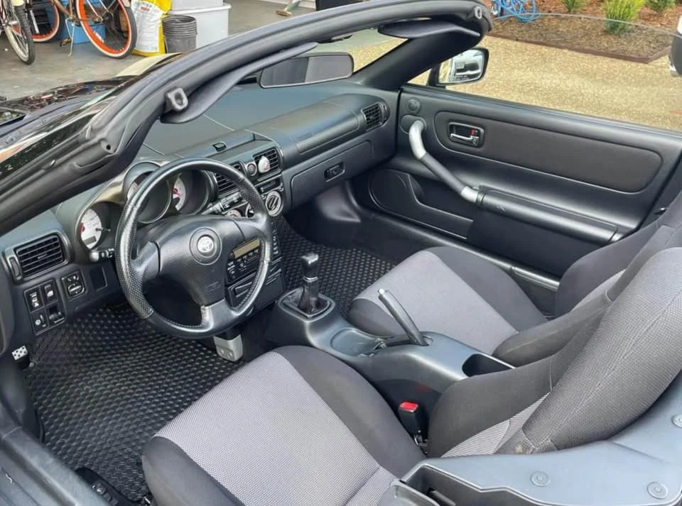 2001 Toyota MR2 Spyder/MR-S - Image 15 of 15
