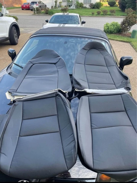 2001 Toyota MR2 Spyder/MR-S - Image 13 of 15